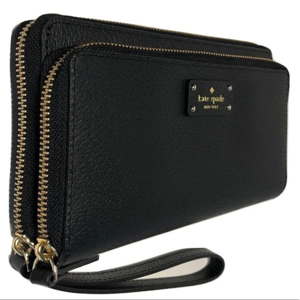 Anita Grove Street Wristlet Wallet